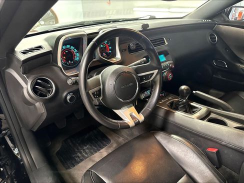 Used 2010 Chevrolet Camaro SS w/ RS Package RWD image 15