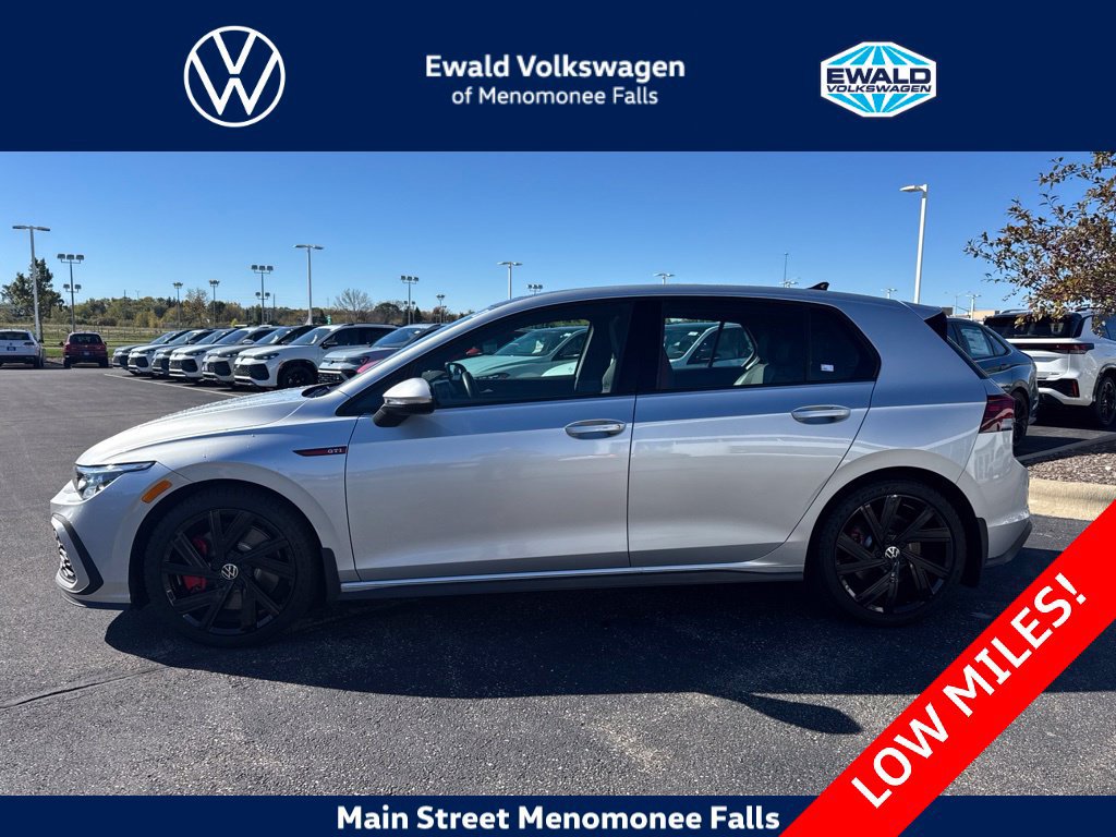 Used 2023 Volkswagen GTI SE FWD image 4