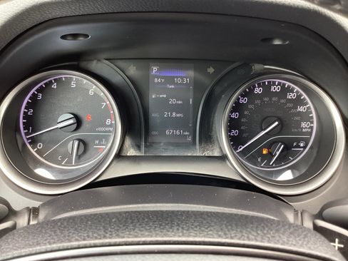 Used 2021 Toyota Camry SE FWD image 21