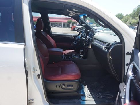 Used 2022 Lexus GX 460 Premium AWD/4WD image 19