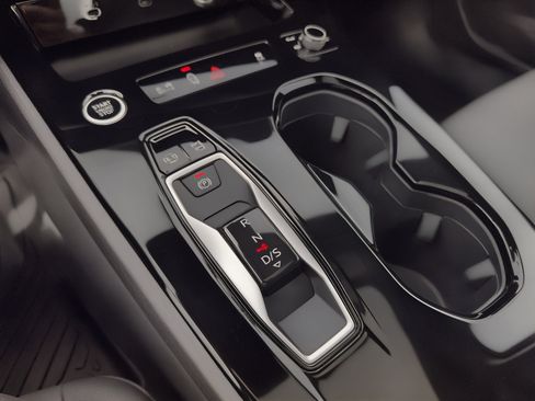 Used 2025 Audi A5 2.0T Premium w/ 19" Wheel Package image 25