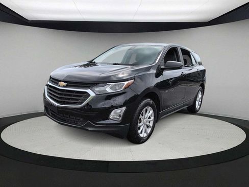 Used 2020 Chevrolet Equinox LS FWD image 4
