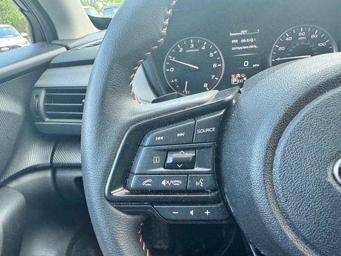 Used 2024 Subaru Crosstrek 2.5i Limited AWD/4WD image 15