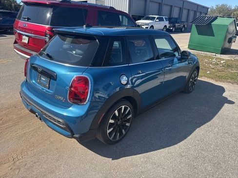 Used 2022 MINI Cooper S image 9