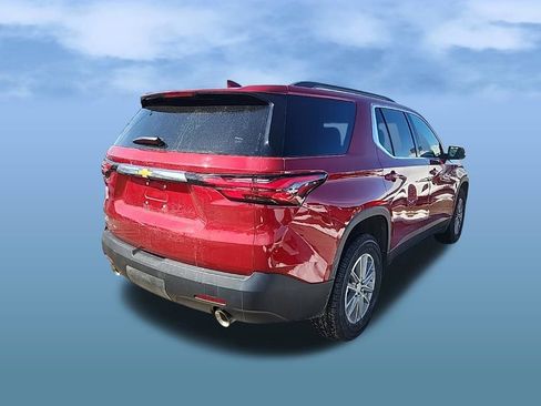 Used 2023 Chevrolet Traverse LT AWD/4WD image 7