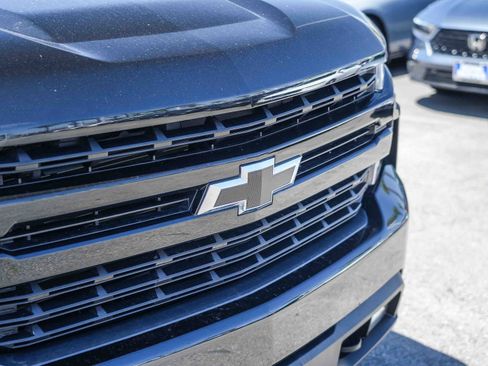 Used 2021 Chevrolet Silverado 1500 RST AWD/4WD image 3