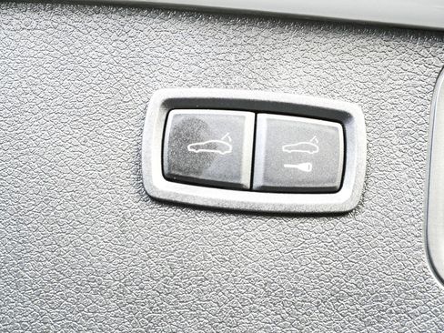 New 2026 Porsche Macan S AWD/4WD image 33