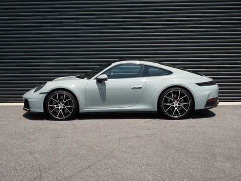 Used 2025 Porsche 911 Carrera S RWD image 2