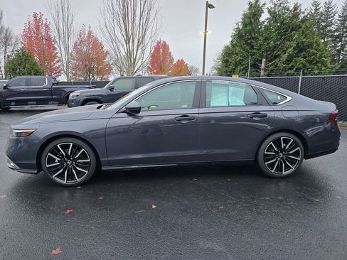 Certified 2025 Honda Accord Touring image 28