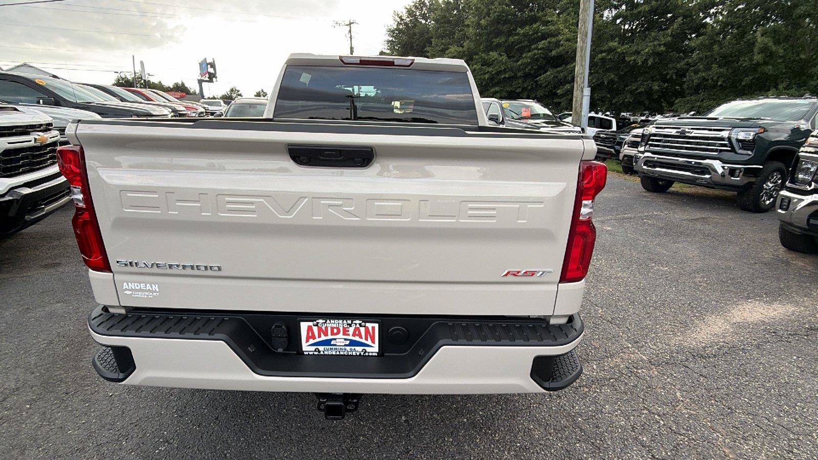 New 2026 Chevrolet Silverado 1500 RST w/ RST Select Package AWD/4WD image 9
