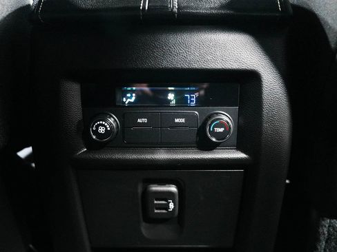 Used 2022 Chevrolet Traverse LT w/ LPO, Floor Liner Package AWD/4WD image 22