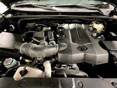 Certified 2020 Toyota 4Runner TRD Off-Road Premium image 11