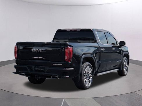 Used 2023 GMC Sierra 1500 Denali Ultimate AWD/4WD image 7