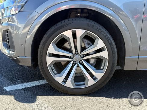 Used 2019 Audi Q8 Prestige w/ Towing Package image 12
