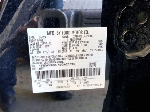 Certified 2025 Ford Explorer ST image 31