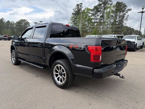 Used 2019 Ford F150 Lariat image 5