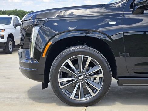 New 2026 Cadillac Escalade Sport w/ LPO, Floor Liner Package AWD/4WD image 7