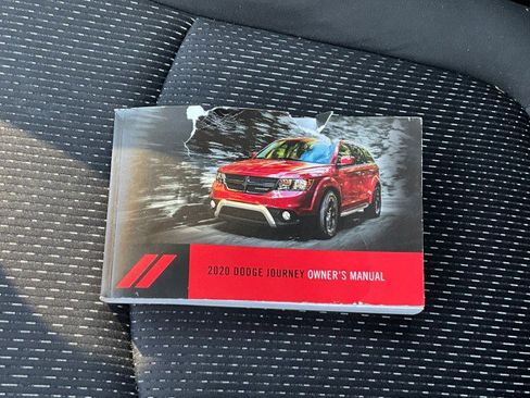 Used 2020 Dodge Journey SE w/ SE Popular Equipment Group FWD image 33