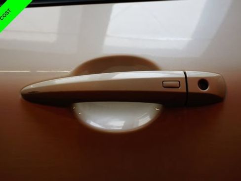 Certified 2023 Nissan Rogue SV AWD/4WD image 74