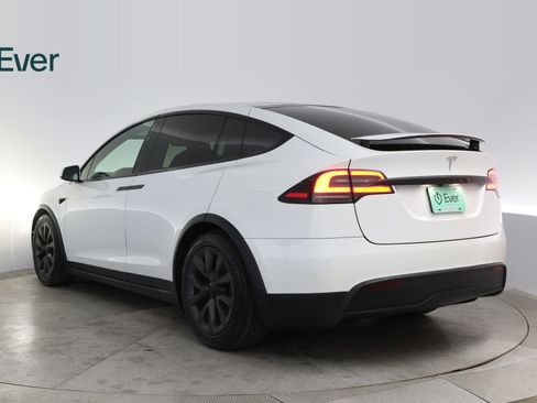 Used 2023 Tesla Model X AWD/4WD image 17
