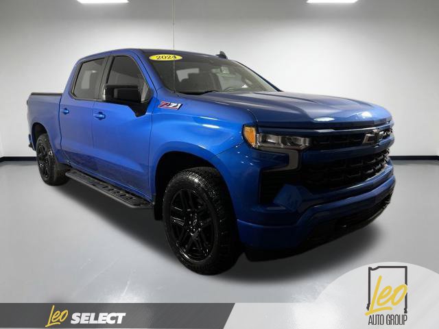 Used 2024 Chevrolet Silverado 1500 RST w/ Convenience Package II AWD/4WD image 2