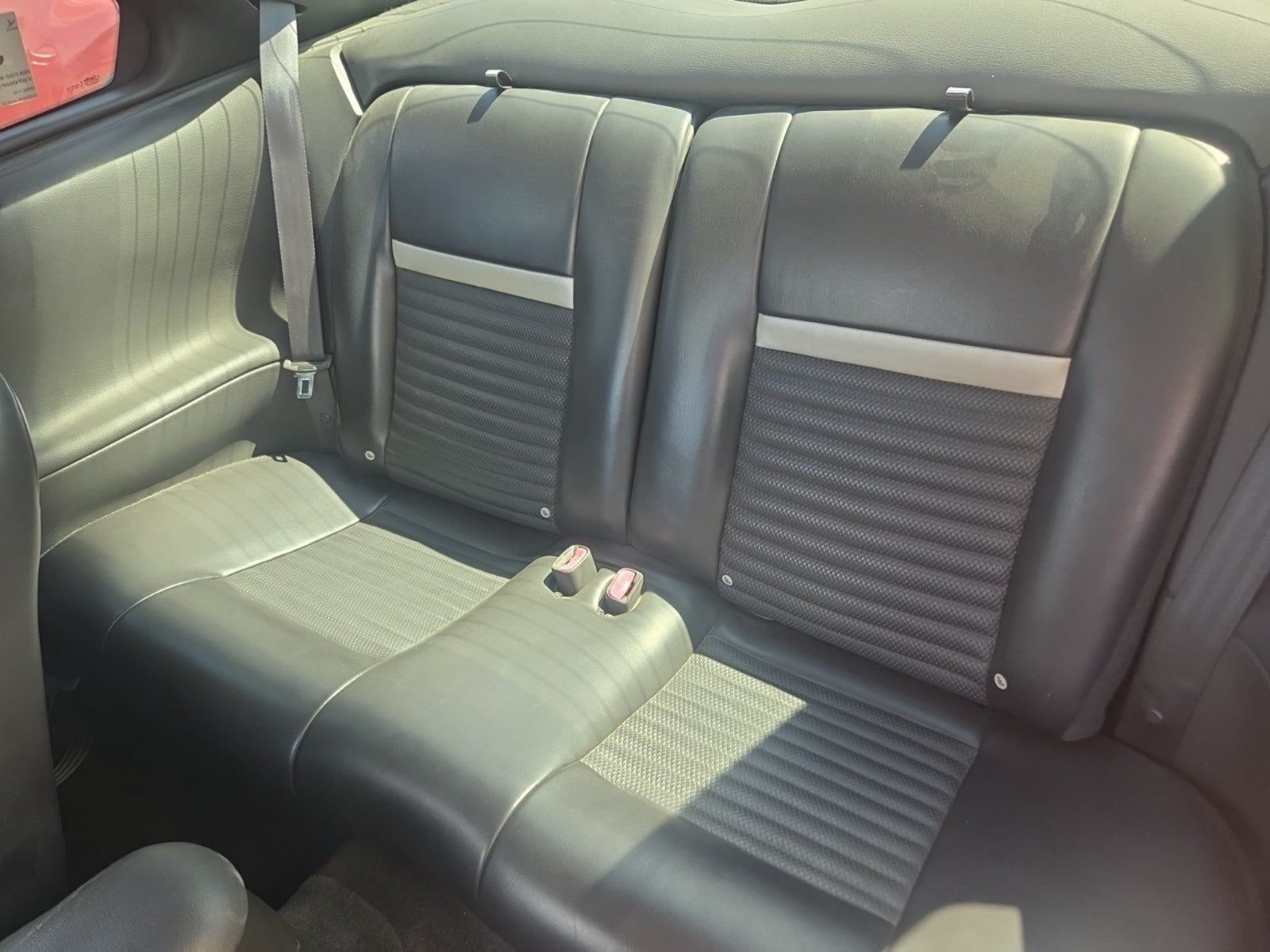 Used 2004 Ford Mustang Mach 1 RWD image 11