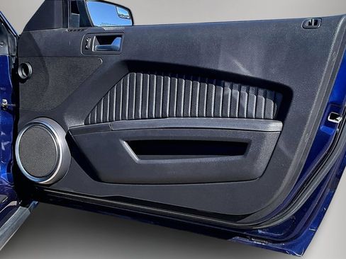 Used 2012 Ford Mustang Shelby GT500 w/ Electronics Pkg image 27