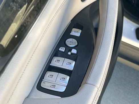 Used 2020 BMW X3 xDrive30e image 25