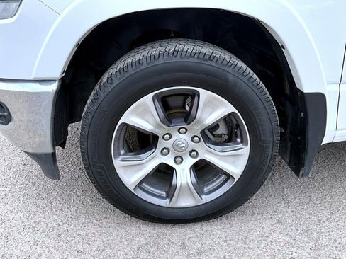 Used 2020 RAM 1500 Laramie image 22