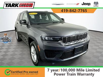Certified 2025 Jeep Grand Cherokee Laredo X w/ Luxury Tech Group I