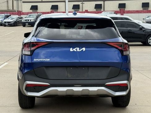 Used 2023 Kia Sportage EX FWD image 5