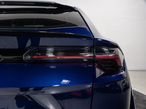 Used 2023 Lamborghini Urus S AWD/4WD image 24
