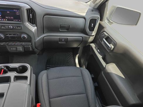 Used 2024 Chevrolet Silverado 1500 Custom image 13