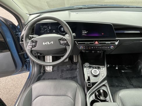 Used 2023 Kia Niro Wave FWD image 12
