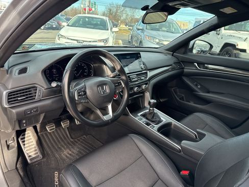 Used 2020 Honda Accord Sport image 9