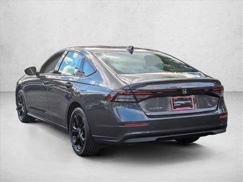 New 2025 Honda Accord SE image 9