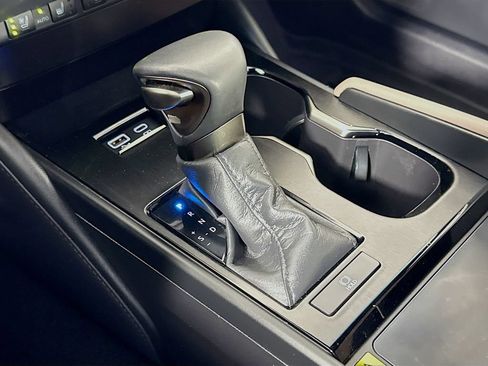 Certified 2023 Lexus ES 350 Ultra Luxury w/ Accessory Package (Z2) FWD image 17