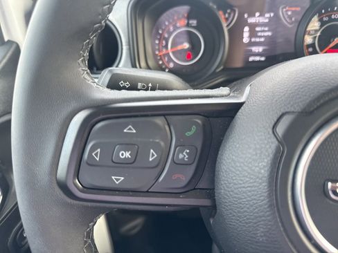 Used 2025 Jeep Wrangler Unlimited Sport AWD/4WD image 18