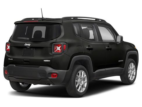 Used 2023 Jeep Renegade Latitude w/ Premium Group image 2