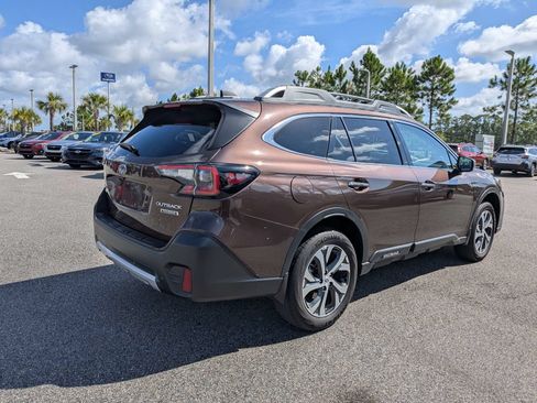 Used 2022 Subaru Outback Touring w/ Popular Package #2 AWD/4WD image 4