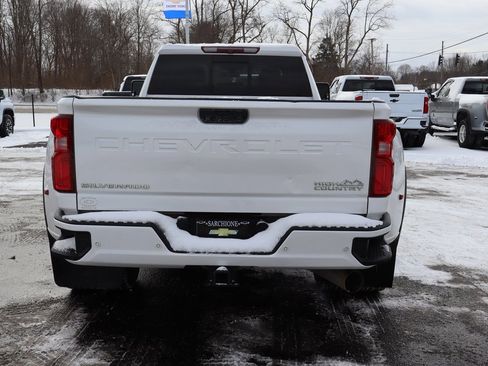 Used 2022 Chevrolet Silverado 3500 High Country w/ Safety Package II image 32