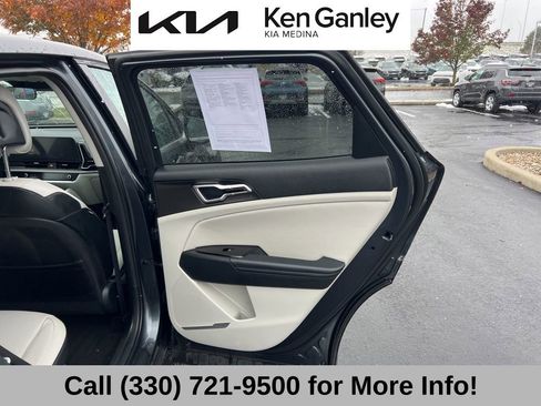 Used 2025 Kia Sportage EX image 56