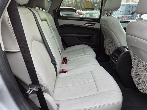Used 2015 Cadillac SRX Luxury image 11