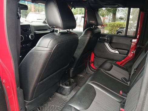 Used 2014 Jeep Wrangler Unlimited Sport image 12