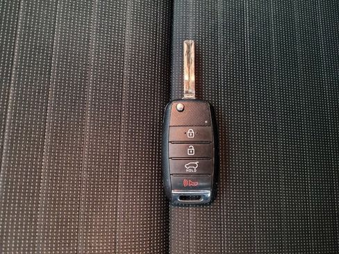 Used 2018 Kia Sportage LX w/ LX Popular Package image 32