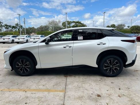 New 2026 Lexus RZ 350e 2WD image 4
