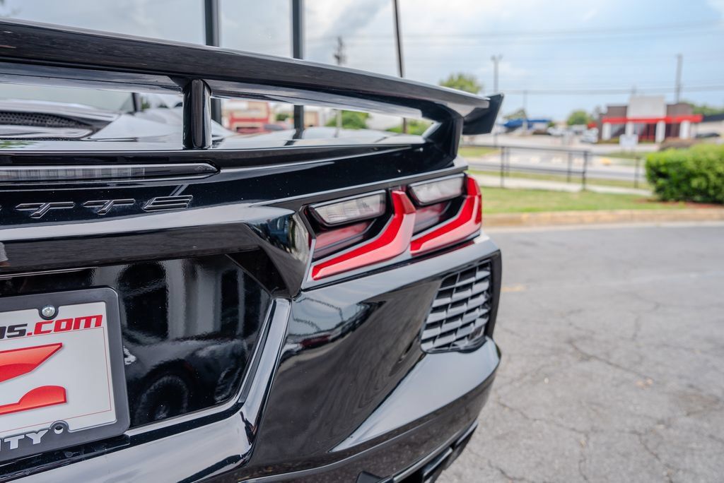 Used 2025 Chevrolet Corvette Stingray Premium Conv w/ Z51 Performance Package RWD image 26