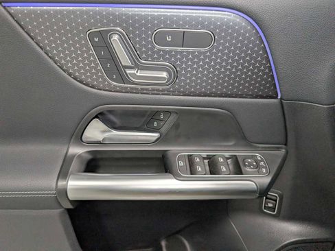 Certified 2025 Mercedes-Benz GLA 250 4MATIC image 35