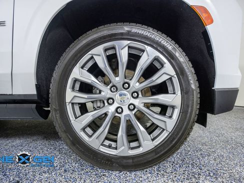Used 2023 Chevrolet Tahoe High Country AWD/4WD image 47