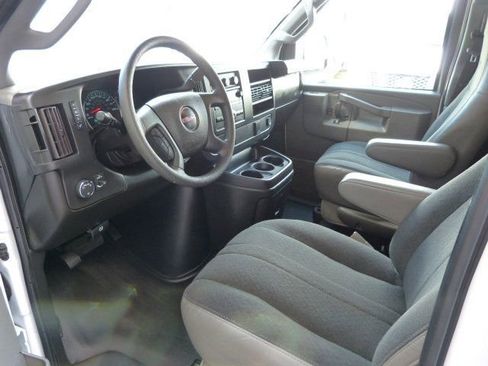 Used 2023 GMC Savana 2500 w/ Driver Convenience Package image 28